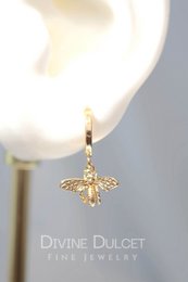 "Ape d'oro" | Orecchini a cerchio con ape 24K