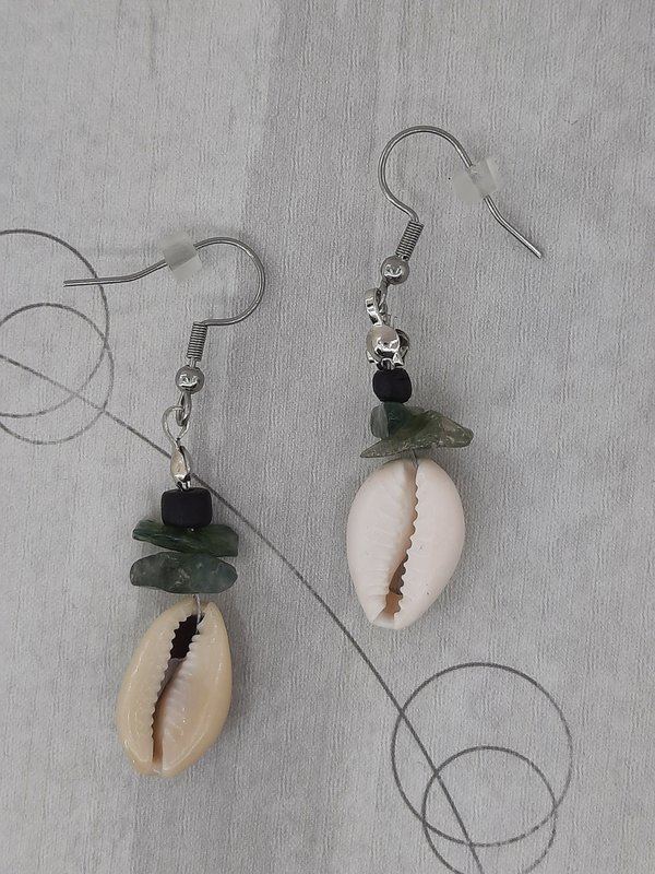 %2370 Cowrie shell earrings with moss agate crystals