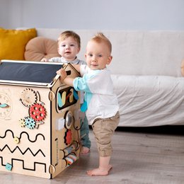 BusyBoard sensory playhouse - Natura