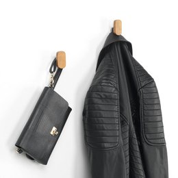 Vérone Hangers – cintres muraux en bois massif