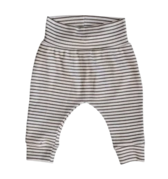 Baby hue taupe