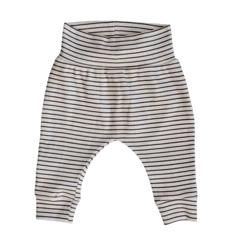 Baby hue taupe