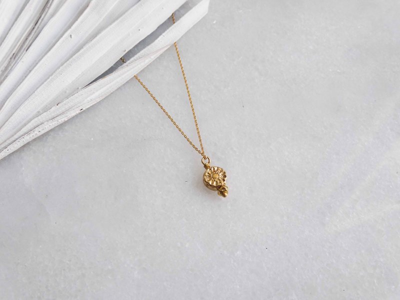 Daisy Necklace