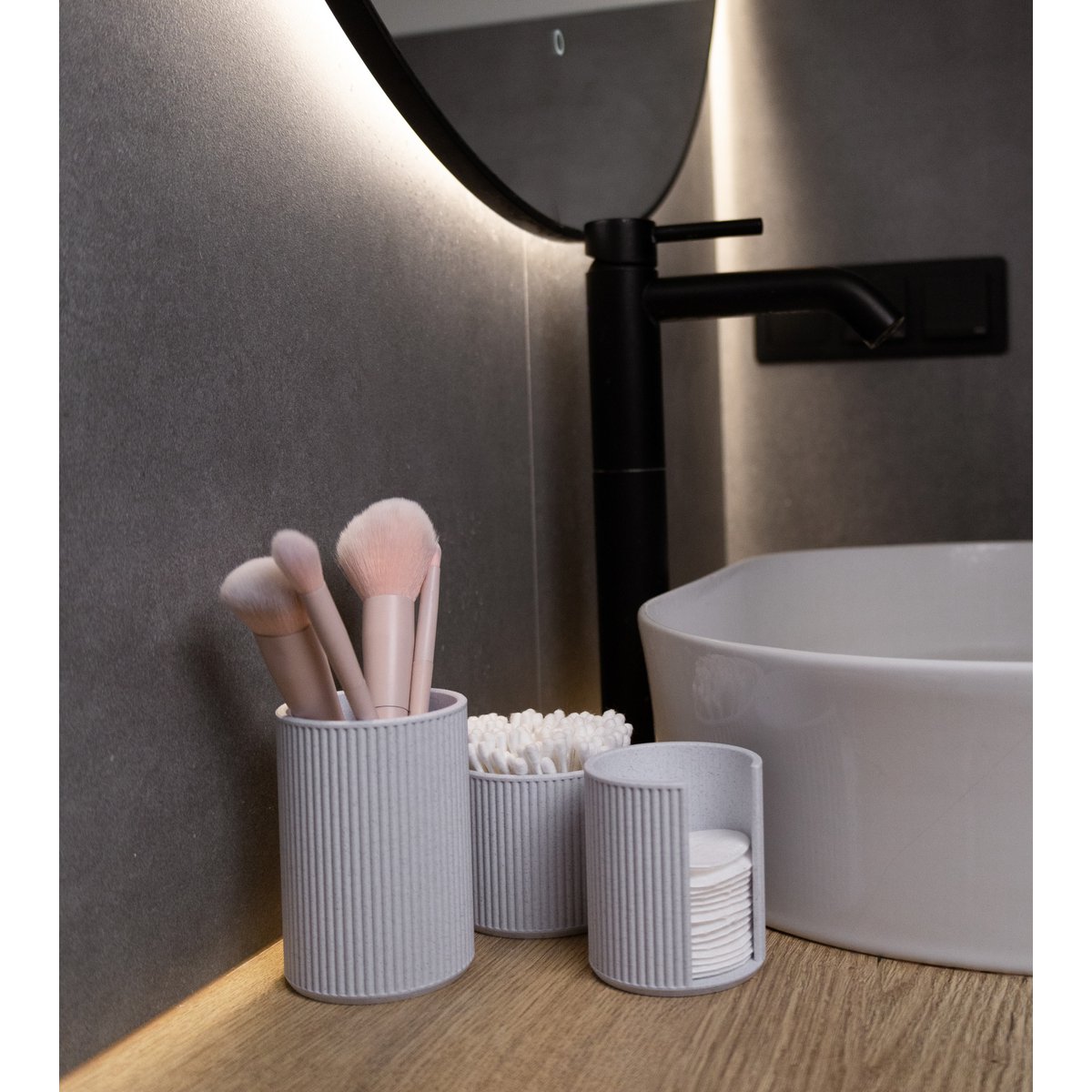 Minimalistisk marmor badeværelse og forfængelighedsarrangør sæt - ribbet design | Makeup Brush Holder, Cotton Pad Dispenser og Cotton Wab Container