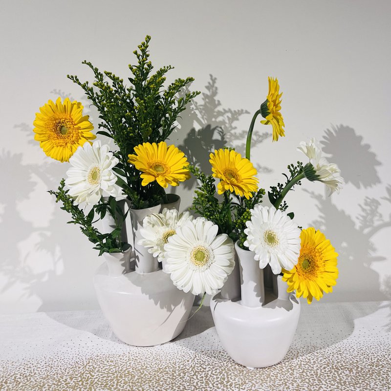 Tube vase