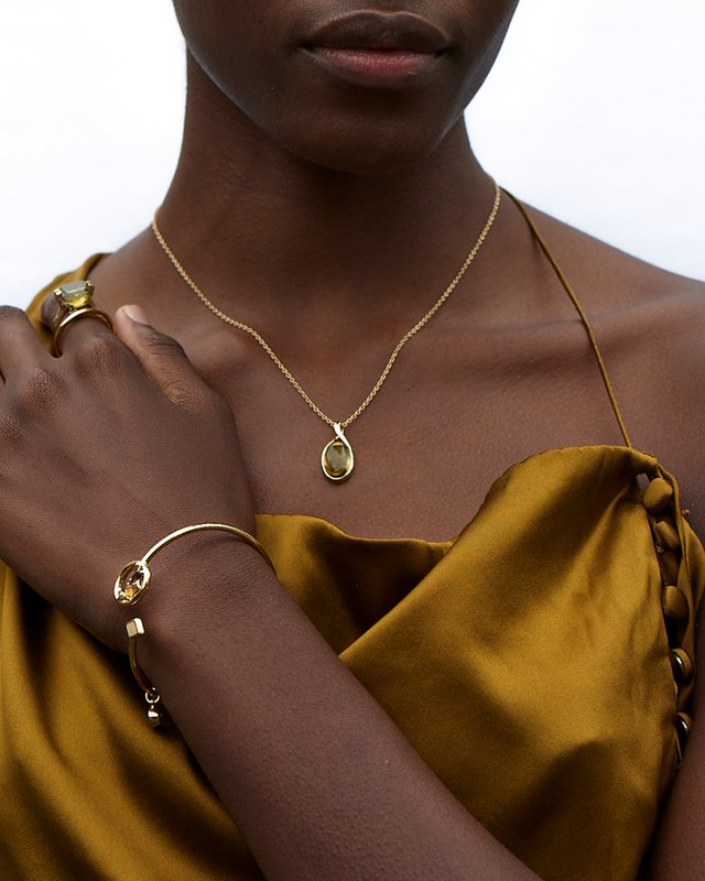 Brilliant necklace