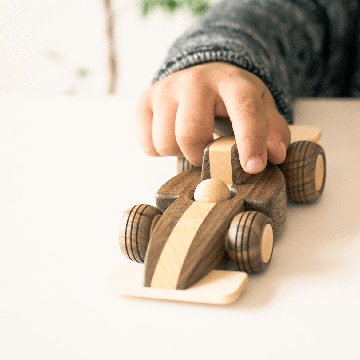 Wooden car F1 McLaren