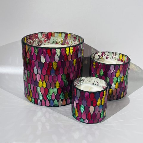 Bunte Wonderlight-Kerzen / Kerzenhalter