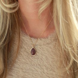 gold necklace sapphire