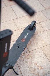 Bluetooth E-scooter - de officiële elektrische scooter van Cruzaa City