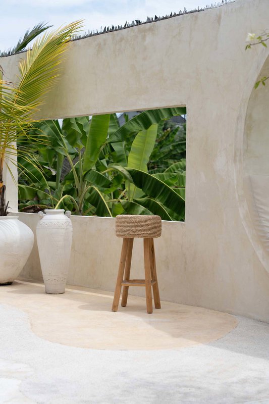 Der Bast-Barhocker