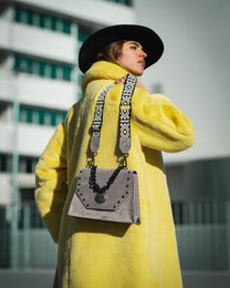 Chiara grå ruskind