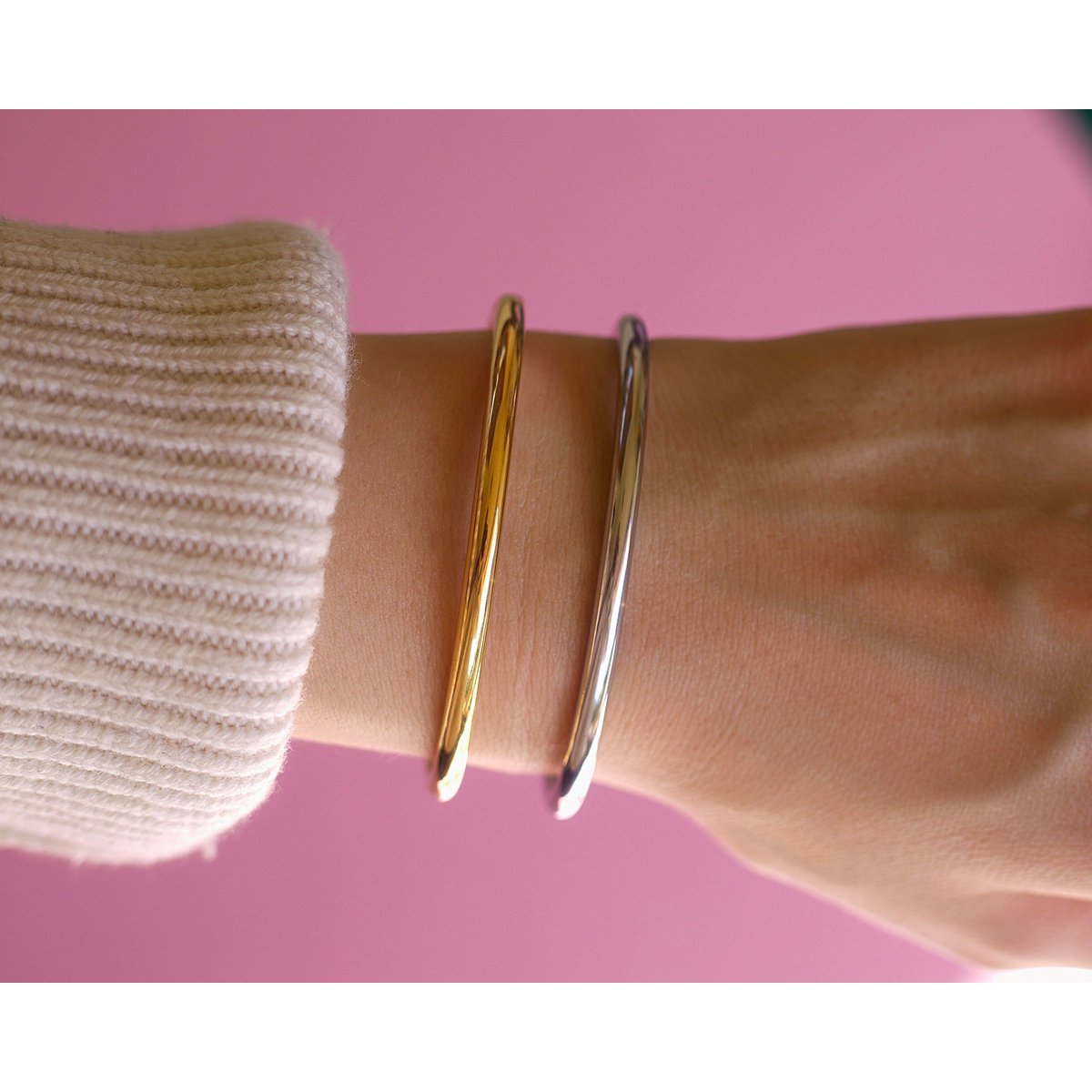 Sandwy - Gold Bangle for Women