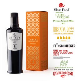 Premium extra virgin olive oil in a gift box. Olive oil with a rich, fruity flavor and aroma. Suitable for cooking, dressings, and dipping.