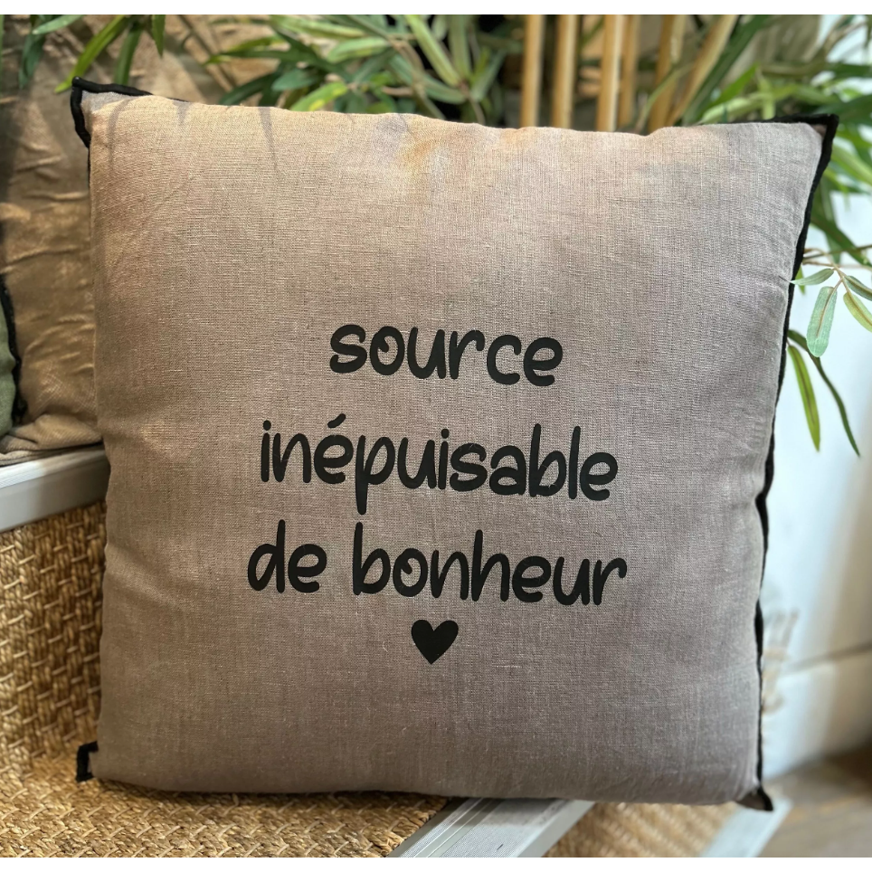 Linen square cushion