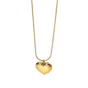 LOUIZ Smooth Gold necklace with heart charm