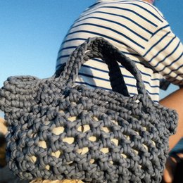 “Ingrid” gehaakte mandtas met waterdicht etui denimblauw