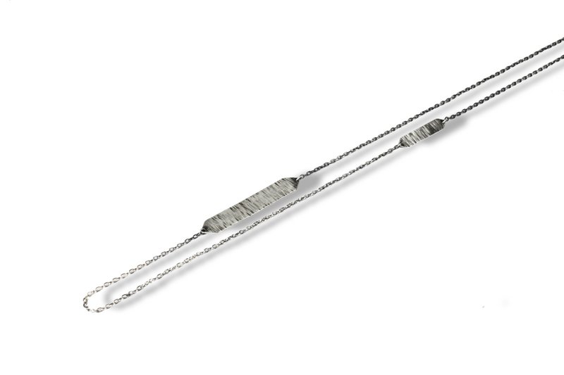 Sautoir triangle MATERIKA