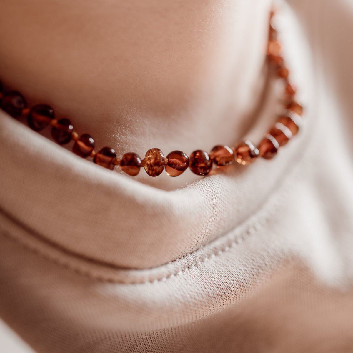 Bernsteinkette Kind - Cognac - 32 cm