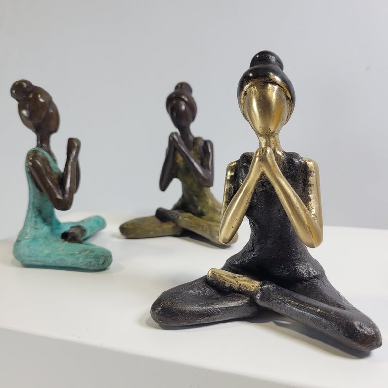 Bronze-Skulptur Yoga "Danielle" | by Hamidou | verschiedene Farben und Größen
