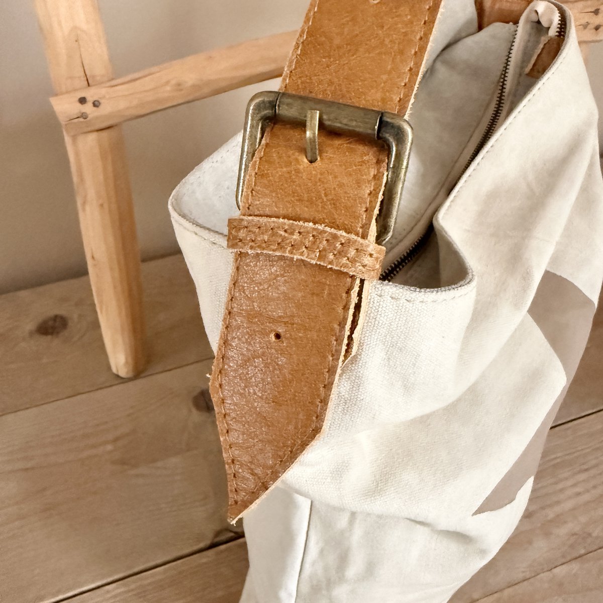 BuckleBag star latte (canvas) NEW