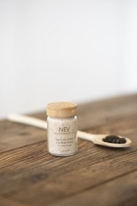 Tonka bean sugar