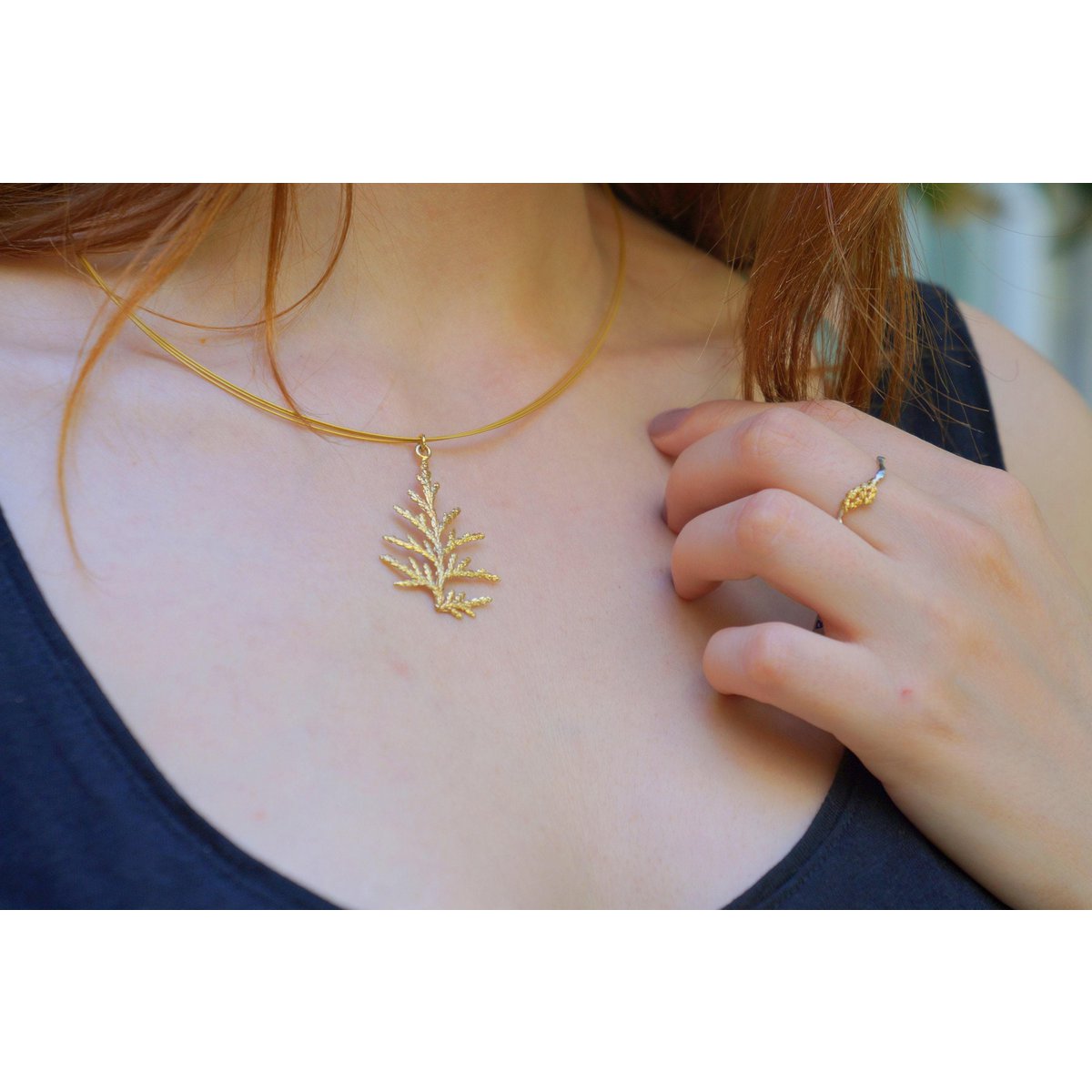 Cypress Leaf-ketting: verguld, delicaat natuurontwerp - milieuvriendelijk