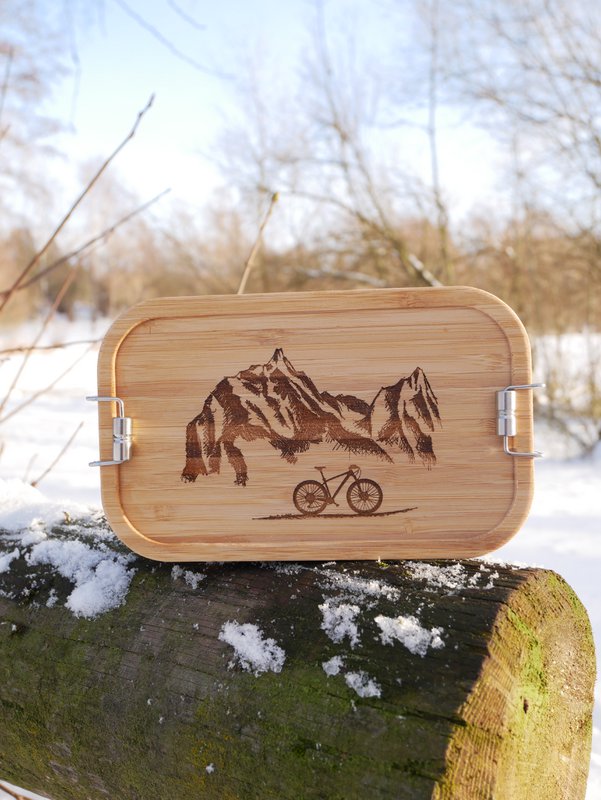 Lunchbox mountains and bike large