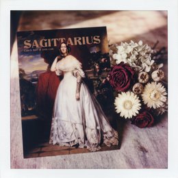 Set of 60 postcards - Astro Queen Collection