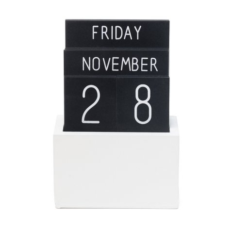 BLACK WOODEN PERPETUAL CALENDAR HF