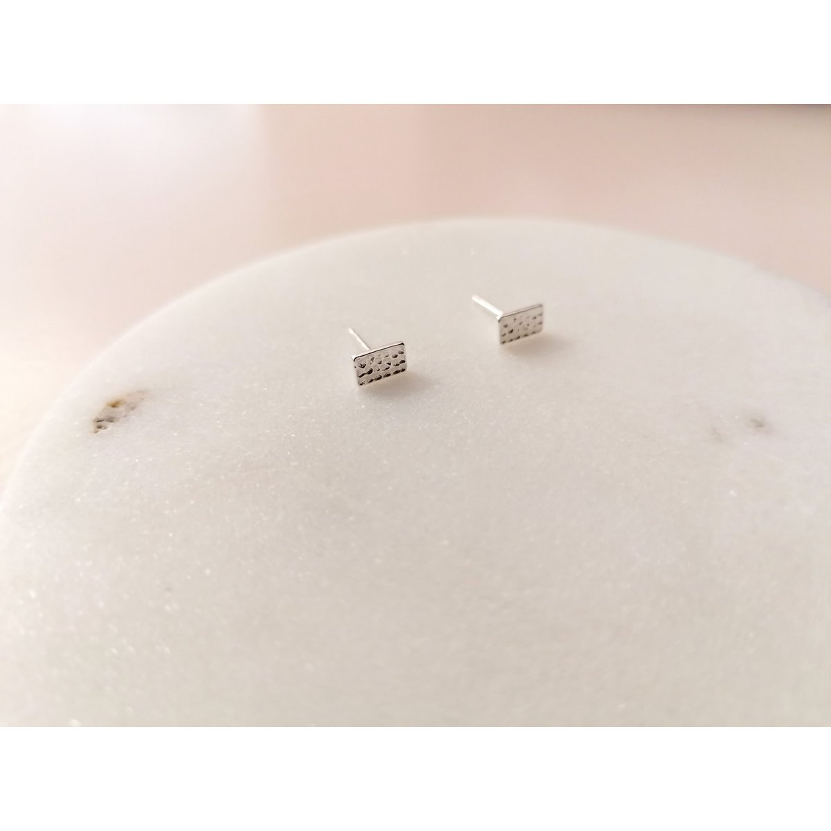 Puristic rectangular ear studs made of 925 sterling silver