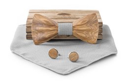 Mosca in legno “Heartwood” luminosa