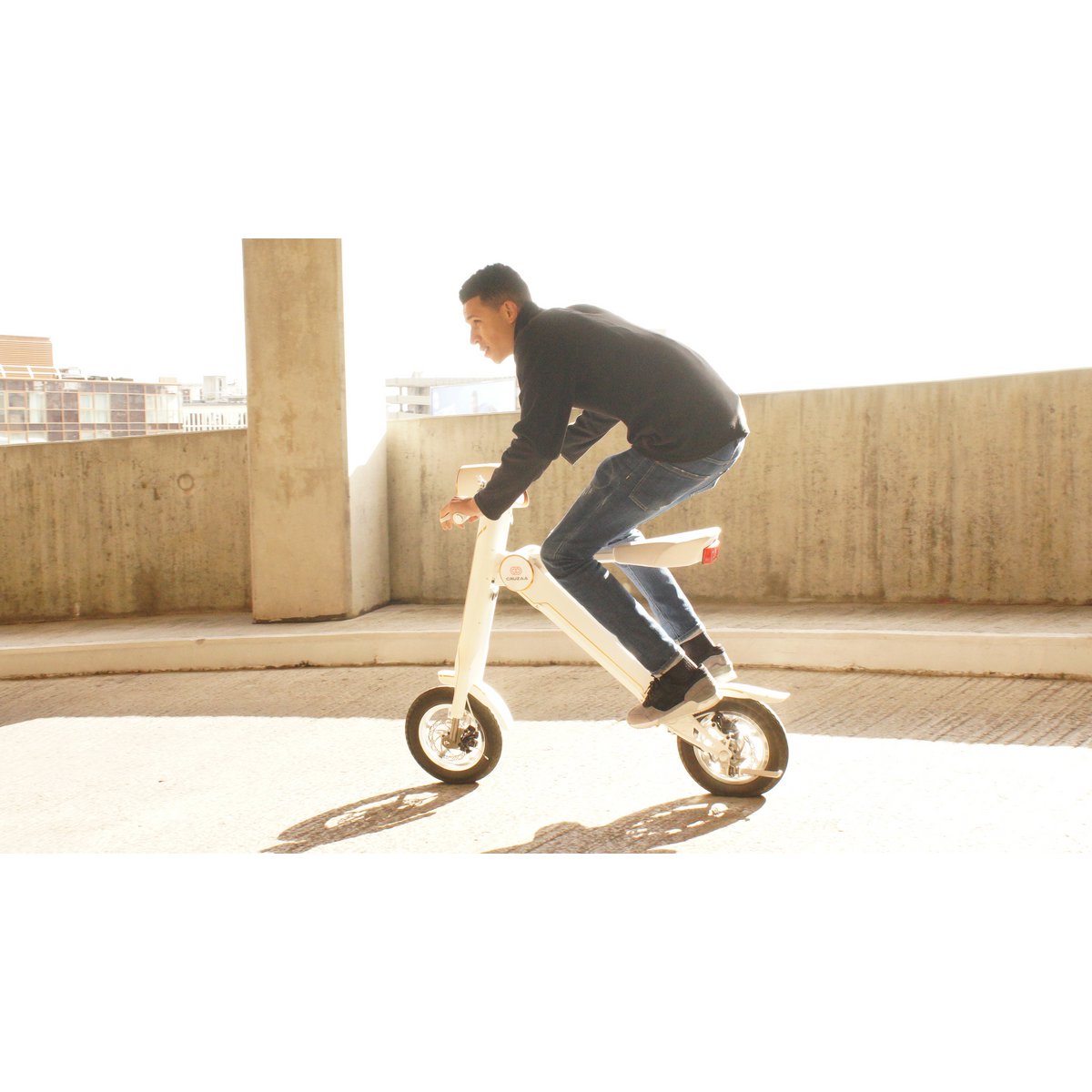 The Official Exclusive Cruzaa E-Scooter Racing White