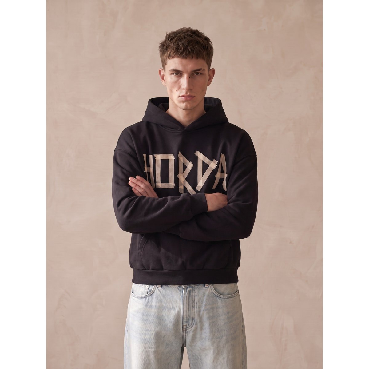 Zwarte oversized getapete hoodie 330 g