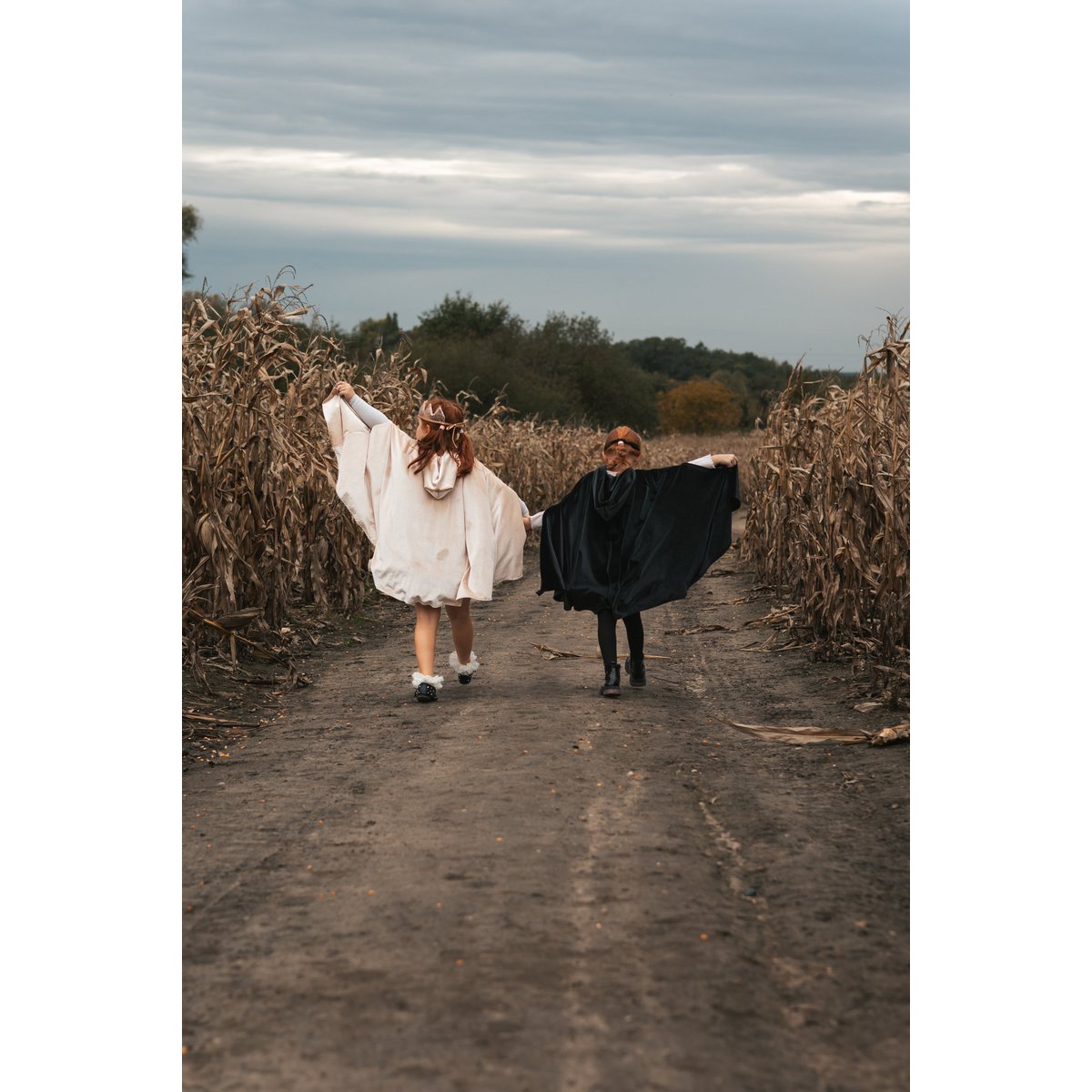 Little Cream Riding Hood -White Witch Magic Cape