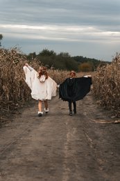 Little Cream Riding Hood -White Witch Magic Cape