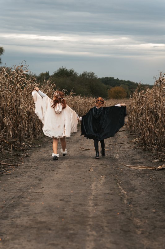 Little Cream Riding Hood -White Witch Magic Cape
