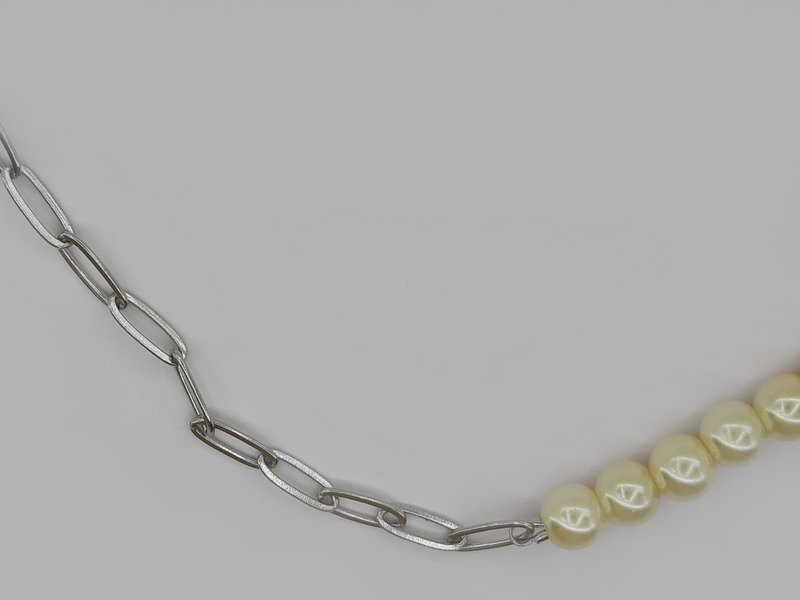 %2367 Collana con maglie di perle