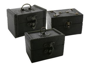 Wood chest 9x6x6cm