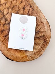  Pink daisy flower hair clip, anti-slip children's accessory with floral design