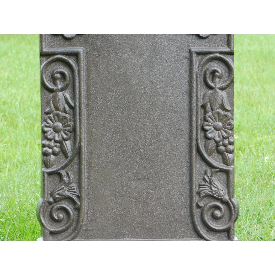 Eleganter Brunnen – mit Messinghahn – Aluminium – Dunkelbraun
