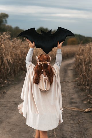 Little Cream Riding Hood -White Witch Magic Cape