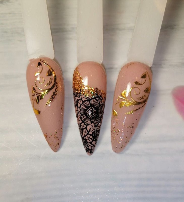 Gold pattern stickers