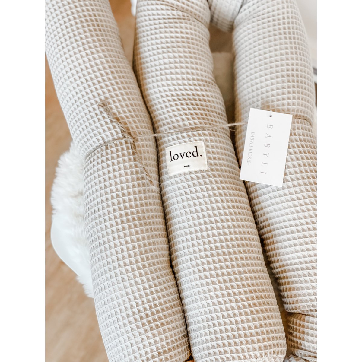 Cama cama serpiente borde arena waffle lpique