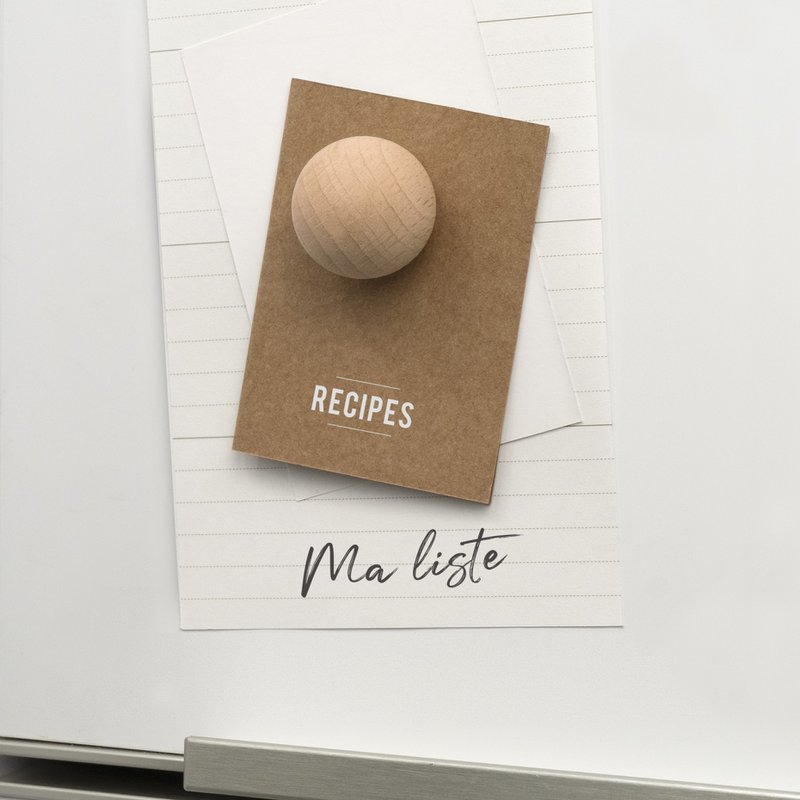 Doos met 3 kleine houten magnetische balletjes - naturel