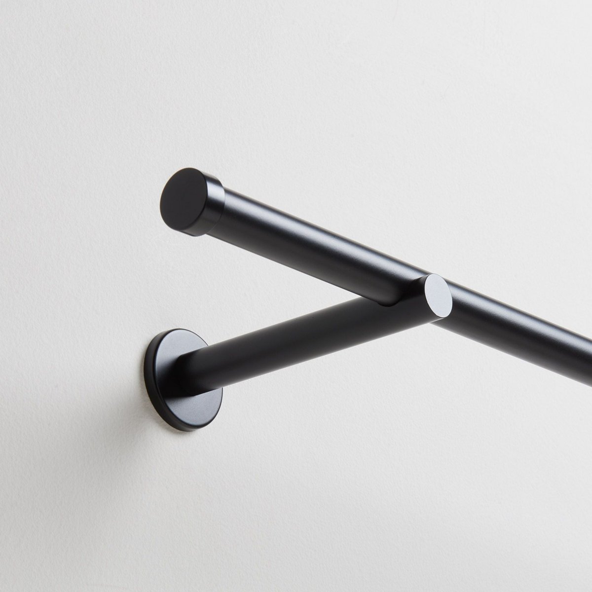 Alma Black Alma Curtain Rod