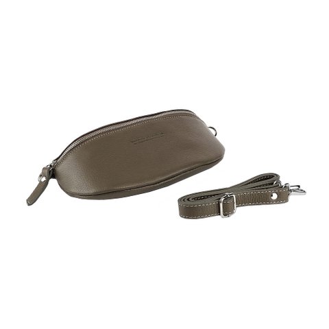 RB1015AQ | Heuptas met afneembare schouderband van echt leer, gemaakt in Italië. Opzetstukken met glanzende nikkelen metalen karabijnhaken - Taupekleur - Afmetingen: 24 x 14 x 7