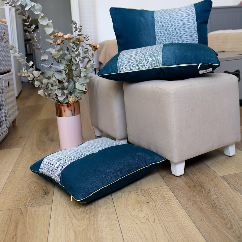 Fodera per cuscino decorativo blu Ami H'Yut