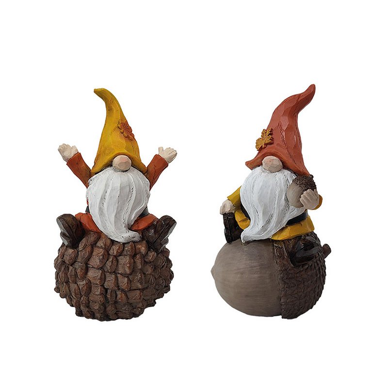 Wichtel aus Poly mit weißem Bart, 9x7,5x16cm