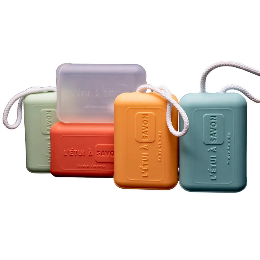 Lot de 50 Etuis couleurs variées (2,5 Kg / 34 x 22 x 15 cm)